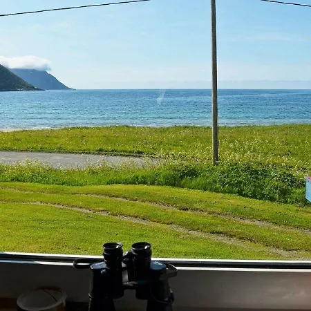 Five-bedroom Holiday In Skaland * Mefjordvaer