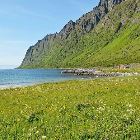 Five-bedroom Holiday In Skaland *