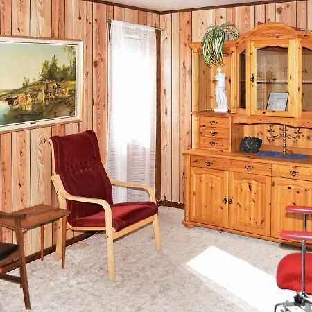 Five-bedroom Holiday In Skaland